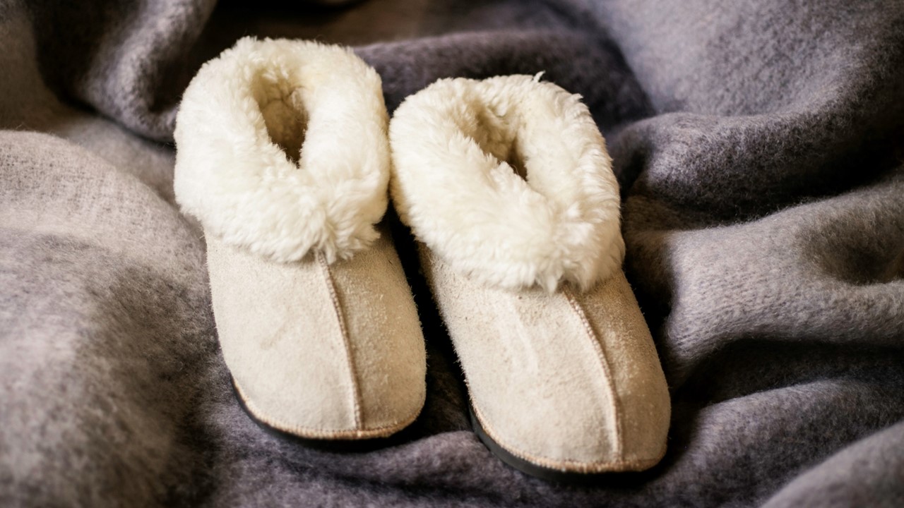 KAROO RANCHING Sheepskin Slippers - Ladies - Image 2